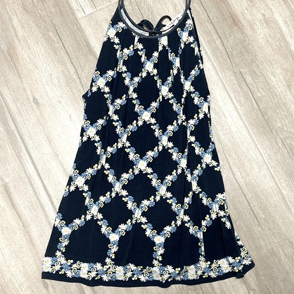 Max Studio sleeveless top - Picture 1 of 6